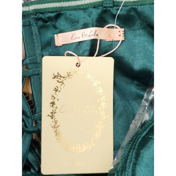 NEW - Eva and Lola mineral green satin pleated gown. Size Medium - Picture 8 of 9